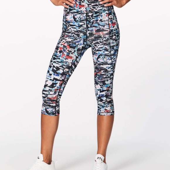 lululemon athletica Pants - NWT Lululemon Break Free Crop Nulux fabric sz 4